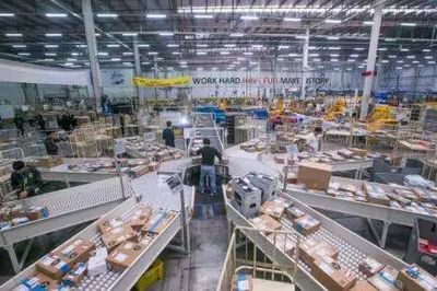 钱博客广告设计 品牌价值与视觉传达的艺术融合